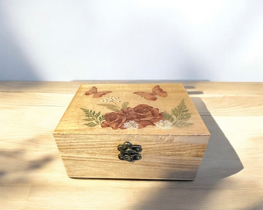 Oak Roses and Butterflies Keepsake Box